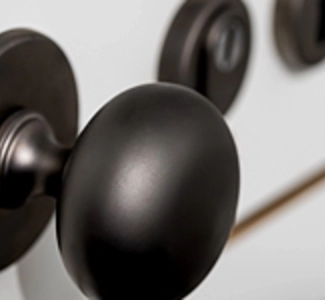 Панти и брави