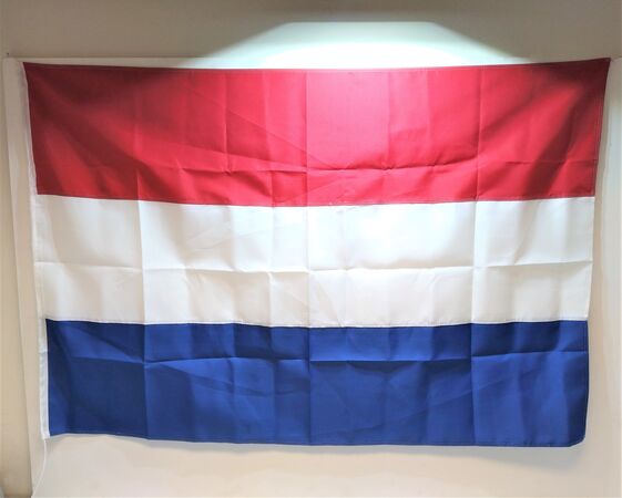 Vlaggen en accessoires kopen in Alkmaar bij Postma en Postma