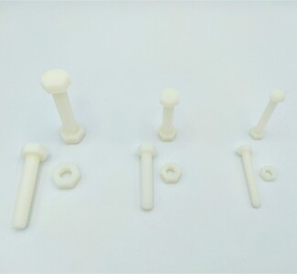 Kunststof bouten en moeren