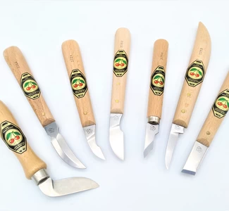 Wood carving knives