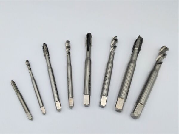 Tappen en snijijzers kopen in Alkmaar bij Postma en Postma